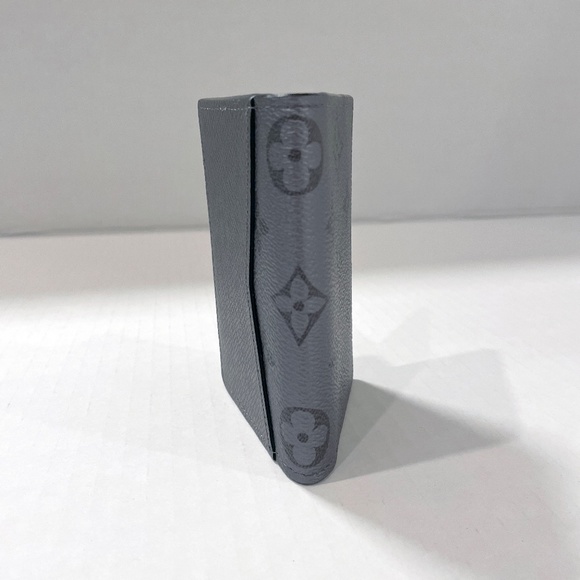 *SOLD* New Louis Vuitton Taiga Pocket Organizer in Gunmetal Grey *Authentic* - Picture 6 of 11